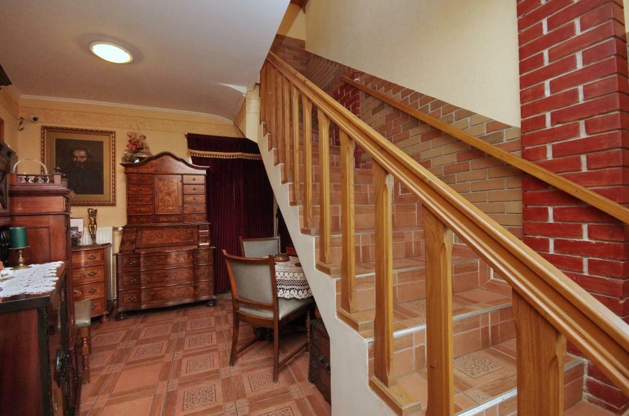 Burg Apartman Gyula Luaran gambar