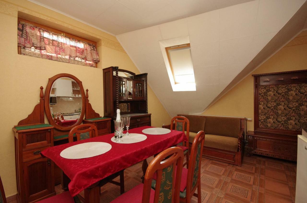 Burg Apartman Gyula Luaran gambar