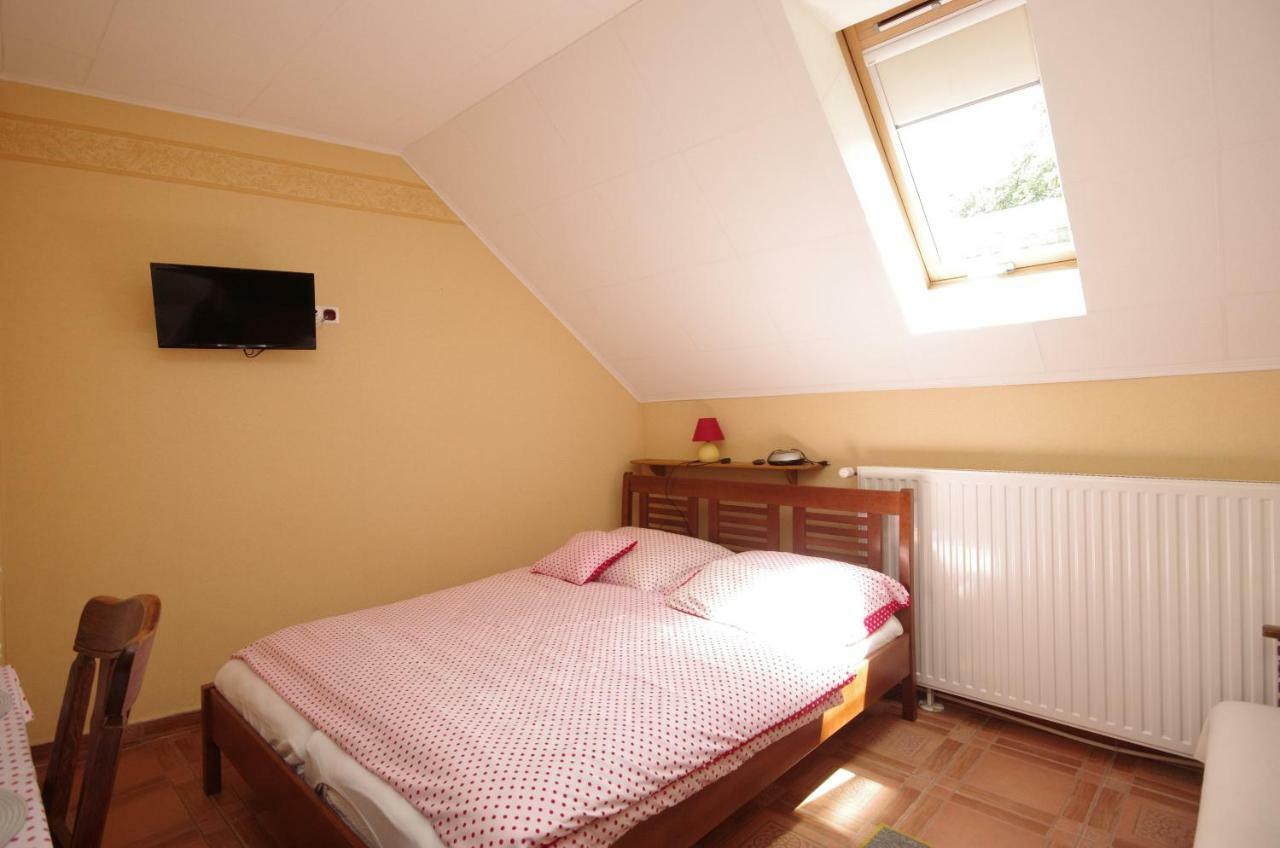 Burg Apartman Gyula Luaran gambar